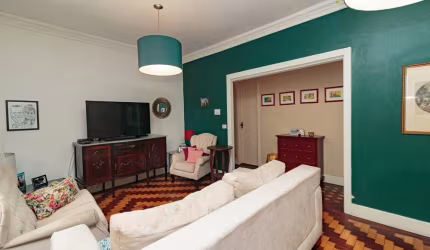 Apartamento amplo de 3 quartos c/ churrasqueira  e hidro no no Petrópolis oportunidade!