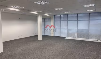 Sala comercial à venda na Avenida Sete de Setembro, Rebouças, Curitiba, 80 m2 por R$ 457.000