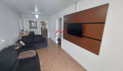 Casa com 2 quartos à venda na Rua Abdias Galdino da Silva, Pinheirinho, Curitiba, 96 m2 por R$ 310.000