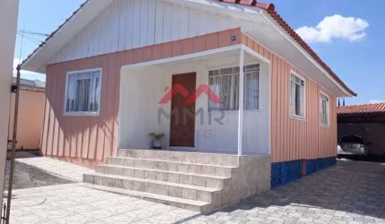 Casa com 3 quartos à venda na Rua Foz do Iguaçu, Pinheirinho, Curitiba, 130 m2 por R$ 500.000