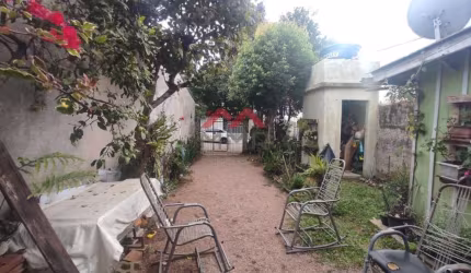 Casa com 2 quartos à venda na Rua João Lissa, Tatuquara, Curitiba, 45 m2 por R$ 210.000
