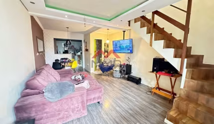 Casa com 2 quartos à venda na Rua Epaminondas Ribeiro, Cidade Industrial, Curitiba, 80 m2 por R$ 300.000