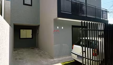 Casa com 2 quartos à venda na Rua Deputado Vidal Vanhoni, Tatuquara, Curitiba, 67 m2 por R$ 380.000