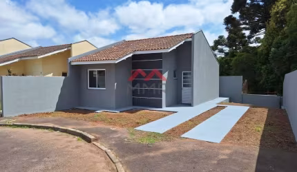 Casa em condomínio fechado com 2 quartos à venda na Rua Salmão, Jardim Três Rios, Campo Largo, 41 m2 por R$ 215.000