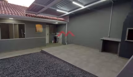 Casa com 2 quartos à venda na Simeão, Cristo Rei, Campo Largo, 49 m2 por R$ 220.000