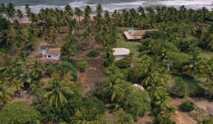 Terreno à venda na Avenida Santos Dumont, Portão, Lauro de Freitas por R$ 3.500.000