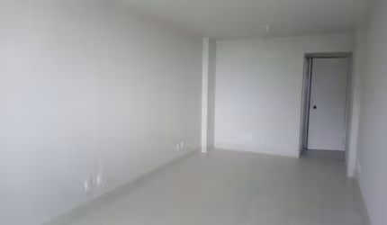 Sala comercial para alugar na Avenida da França, Comércio, Salvador, 28 m2 por R$ 300