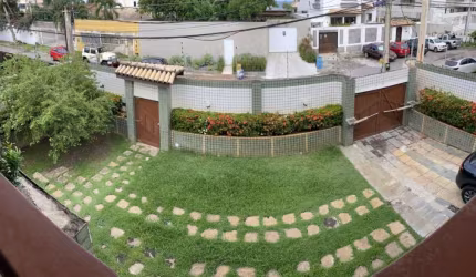 Casa em condomínio fechado com 5 quartos à venda na Rua Vinícius de Morais, Itapuã, Salvador, 890 m2 por R$ 2.200.000