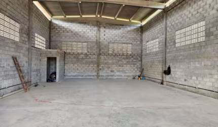 Barracão / Galpão / Depósito para alugar na Via Castelo Branco, Castelo Branco, Salvador, 200 m2 por R$ 10.000