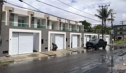 Casa em condomínio fechado com 3 quartos à venda na Rua José Ribeiro da Silva, Ipitanga, Lauro de Freitas, 80 m2 por R$ 500.000