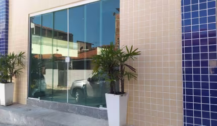 VENDE-SE GALPÃO EM ITAPUÃ - CONDOMÍNIO FECHADO