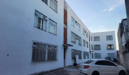 EXCELENTE OPORTUNIDADE APARTAMENTO AMPLO NO BARBALHO