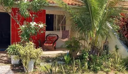 Casa em condomínio fechado com 4 quartos à venda na Rua Ministro Antônio Carlos Magalhães, 01, Buraquinho, Lauro de Freitas, 145 m2 por R$ 601.000