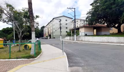 Apartamento com 2 quartos à venda na Avenida Aliomar Baleeiro, Nova Brasília, Salvador, 48 m2 por R$ 150.000