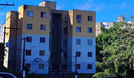 Apartamento com 2 quartos à venda na Rua Artêmio Castro Valente, Canabrava, Salvador, 46 m2 por R$ 130.000