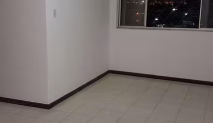 Apartamento com 3 quartos à venda na Rua Procurador Nelson Castro, Trobogy, Salvador, 60 m2 por R$ 175.000