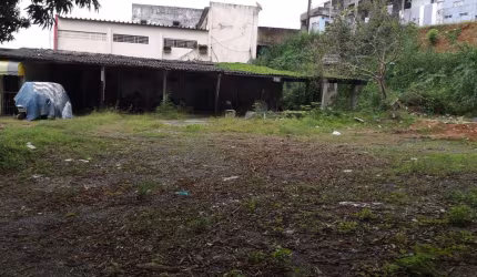 Barracão / Galpão / Depósito para alugar na Rua Elmano Silveira Castro, 861, IAPI, Salvador, 2000 m2 por R$ 20.000
