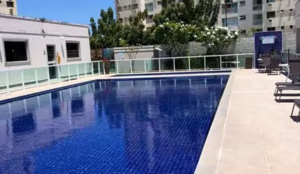 Apartamento com 2 quartos à venda na Rua Ministro Antônio Carlos Magalhães, Buraquinho, Lauro de Freitas, 45 m2 por R$ 300.000