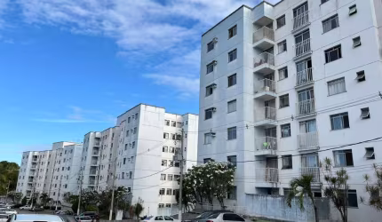 Apartamento com 3 quartos à venda na Rua dos Vereadores, Centro, Lauro de Freitas, 64 m2 por R$ 300.000