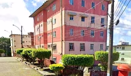 Apartamento com 2 quartos à venda na Avenida Ulysses Guimarães, 760, Sussuarana, Salvador, 44 m2 por R$ 100.000