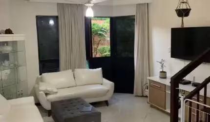 Casa em condomínio fechado com 2 quartos à venda na Avenida Professor Pinto de Aguiar, Pituaçu, Salvador, 105 m2 por R$ 450.000