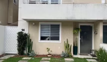 Casa em condomínio fechado com 3 quartos à venda na Avenida Amarílio Thiago dos Santos, Centro, Lauro de Freitas, 215 m2 por R$ 830.000