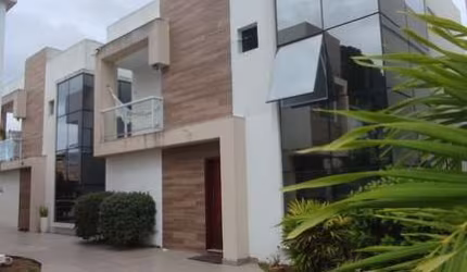 Casa em condomínio fechado com 4 quartos à venda na Rua José Altino S Rabelo, 180, Pitangueiras, Lauro de Freitas, 243 m2 por R$ 770.000