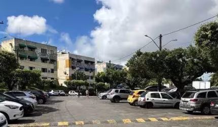 Apartamento com 2 quartos à venda na Rua Águas de Cheiro, Jardim Santo Inácio, Salvador, 49 m2 por R$ 140.000