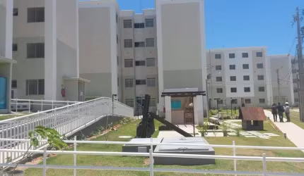 Apartamento com 2 quartos à venda na Rua Sucupió, Abrantes, Camaçari, 40 m2 por R$ 139.000