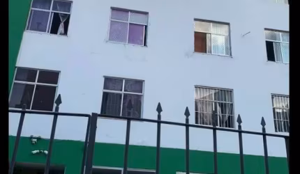 Apartamento com 3 quartos à venda na Rua Hélio de Oliveira, Santa Teresa, Salvador, 77 m2 por R$ 230.000
