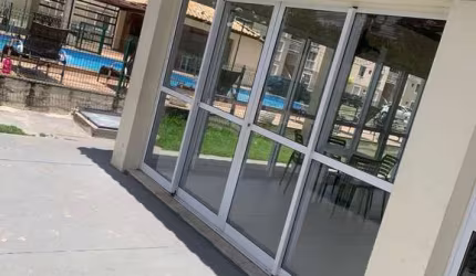 Apartamento com 2 quartos à venda na Rua Joaquim Ferreira, 1287, Jardim das Margaridas, Salvador, 53 m2 por R$ 200.000