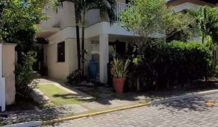 Casa em condomínio fechado com 4 quartos à venda na Alameda Praia de Atalaia, Stella Maris, Salvador, 218 m2 por R$ 1.100.000