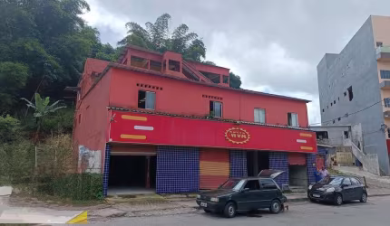 Casa comercial com 4 salas à venda na Rua Franco Velasco, Coutos, Salvador, 480 m2 por R$ 700.000