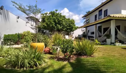 Casa em condomínio fechado com 4 quartos à venda na Rua Geraldina Santana do Espírito Santo, Ipitanga, Lauro de Freitas, 800 m2 por R$ 1.200.000