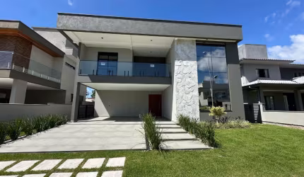 Oportunidade Casa Alto Padrão Condomínio