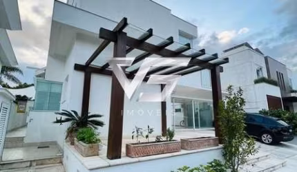 Casa em condomínio fechado com 4 quartos à venda em Jurerê, Florianópolis , 368 m2 por R$ 5.900.000