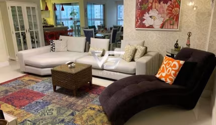 LINDO APARTAMENTO SEMIMOBILIADO 3 SUÍTES 3 VAGAS FRENTE MAR MEIA PRAIA