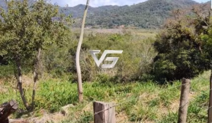 Terreno à venda no Pântano do Sul, Florianópolis  por R$ 1.400.000