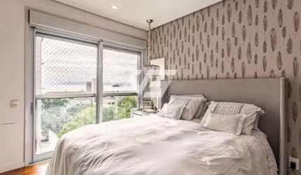 Apartamento Semi Mobiliado com 218m² privativos, Vista Mar e Panorâmica no João Paulo. 3 Suítes, 3 vagas, sacada gourmet com churrasqueira à carvão, s