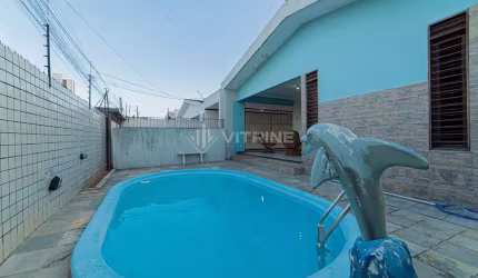 Casa com 4 dormitórios