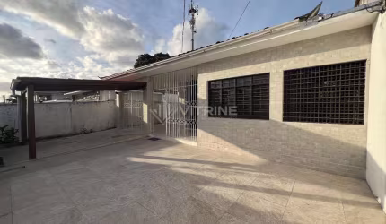 Casa reformada com 147 metros quadrados