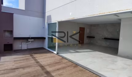 COBERTURA PRAIA DAS TONINHAS COM 3 DORMITÓRIOS SENDO 2 SUÍTES,1 BANHEIRO SOCIAL, VARANDA GOURMET COM CHURRASQUEIRA,