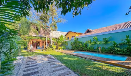 CASA À VENDA NO PEREQUE AÇU A 120 METROS DA PRAIA