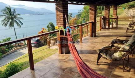 Casa a venda em Ilhabela