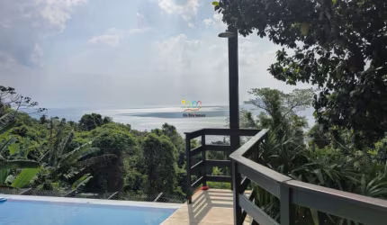Casa em condomínio a venda em Ilhabela