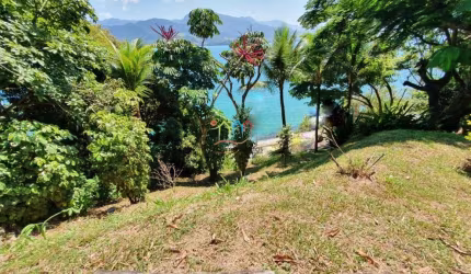 Terreno à venda em Ilhabela