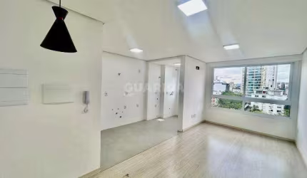 Apartamento com 1 dormitório suíte para alugar no bairro Menino Deus