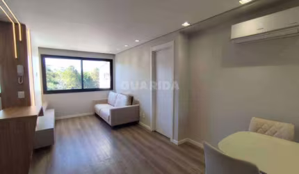 Apartamento mobiliado com 1 dormitório e 1 vaga no bairro Petrópolis!