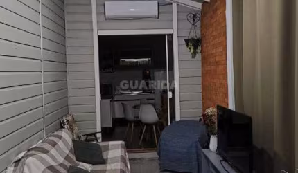 Casa Residencial/Sobrado para aluguel, 2 quartos, 1 vaga, Cristal - Porto Alegre/RS
