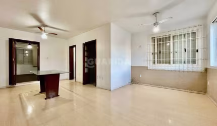 Casa Residencial/Sobrado para aluguel, 3 quartos, 3 suítes, 4 vagas, Teresópolis - Porto Alegre/RS